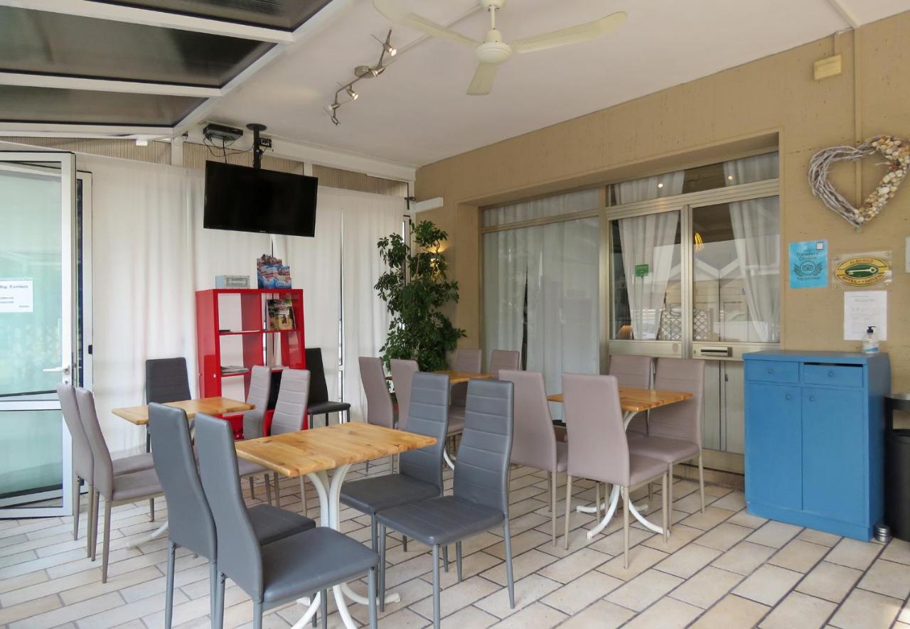 Hotel Saturno Lido di Jesolo Eksteriør billede