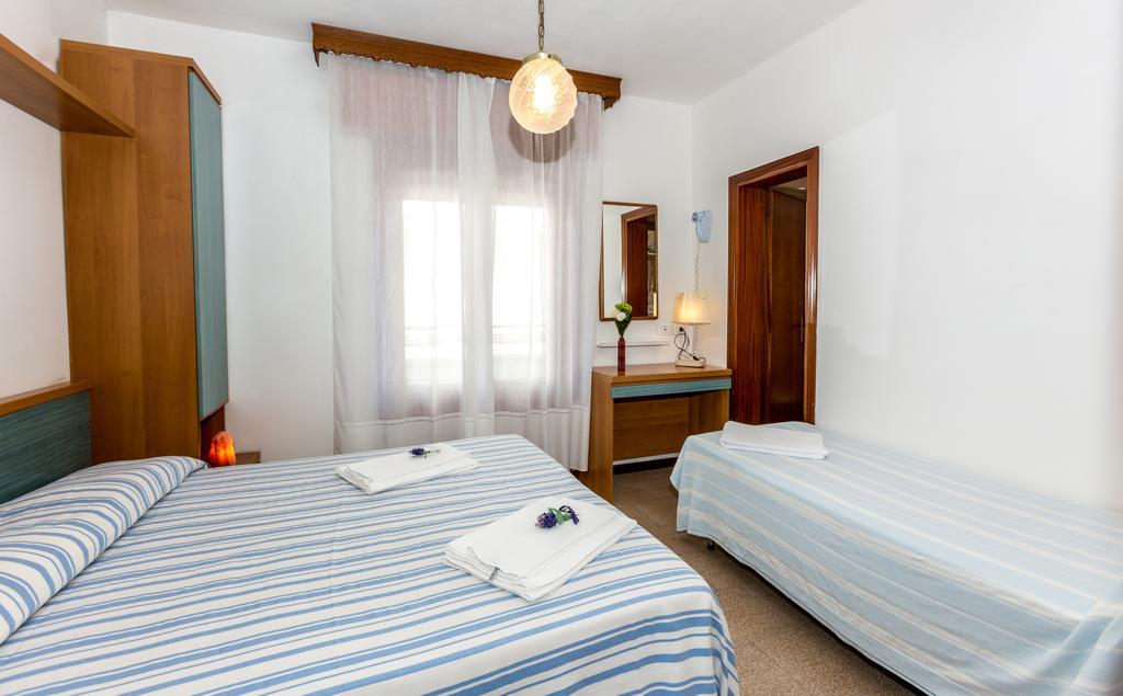 Hotel Saturno Lido di Jesolo Eksteriør billede