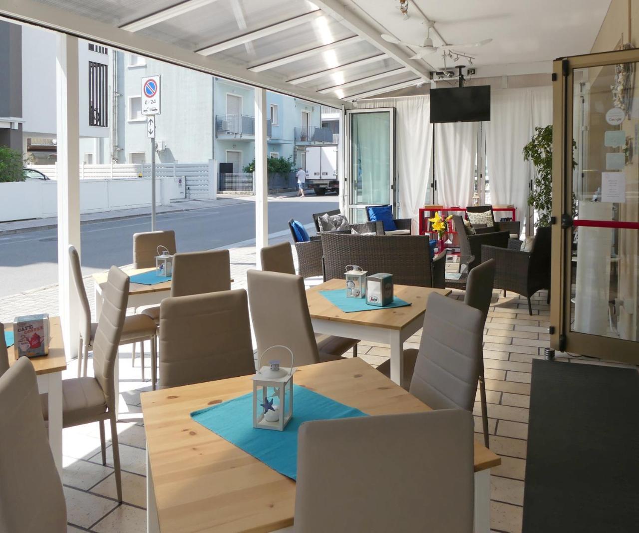 Hotel Saturno Lido di Jesolo Eksteriør billede