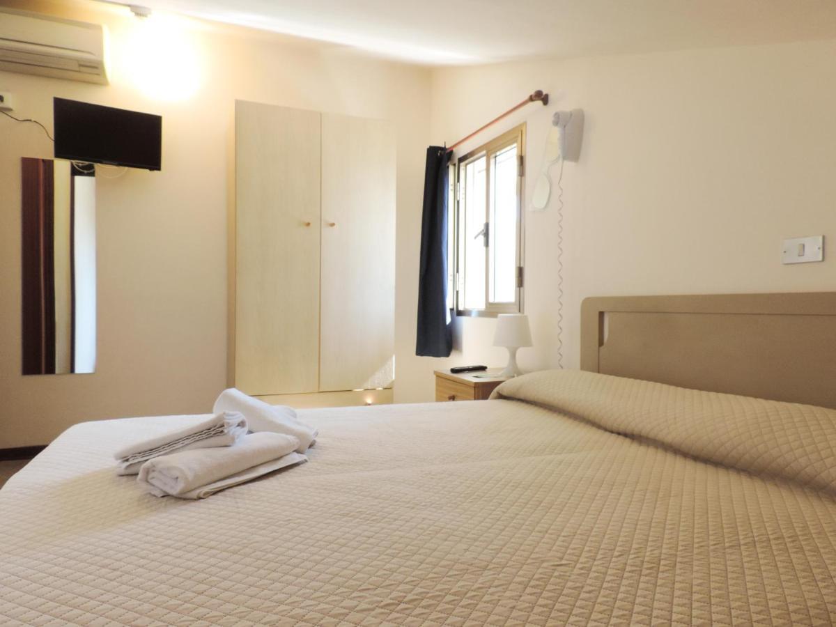 Hotel Saturno Lido di Jesolo Eksteriør billede