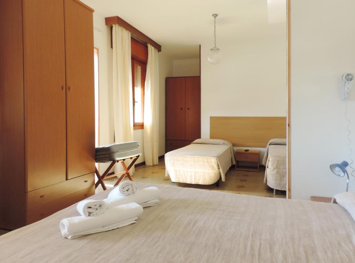 Hotel Saturno Lido di Jesolo Eksteriør billede